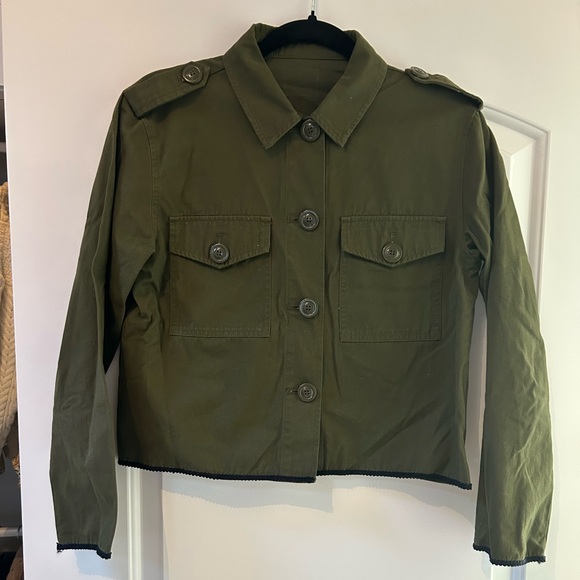 Shacket - Picture 4 of 5